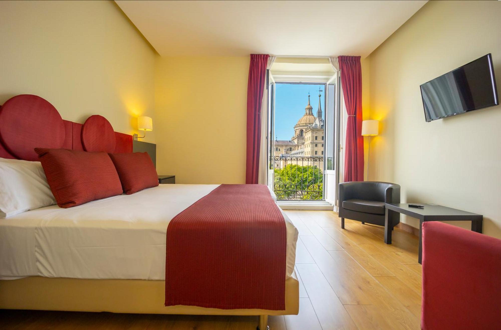 Hotel Florida San Lorenzo de El Escorial Eksteriør bilde