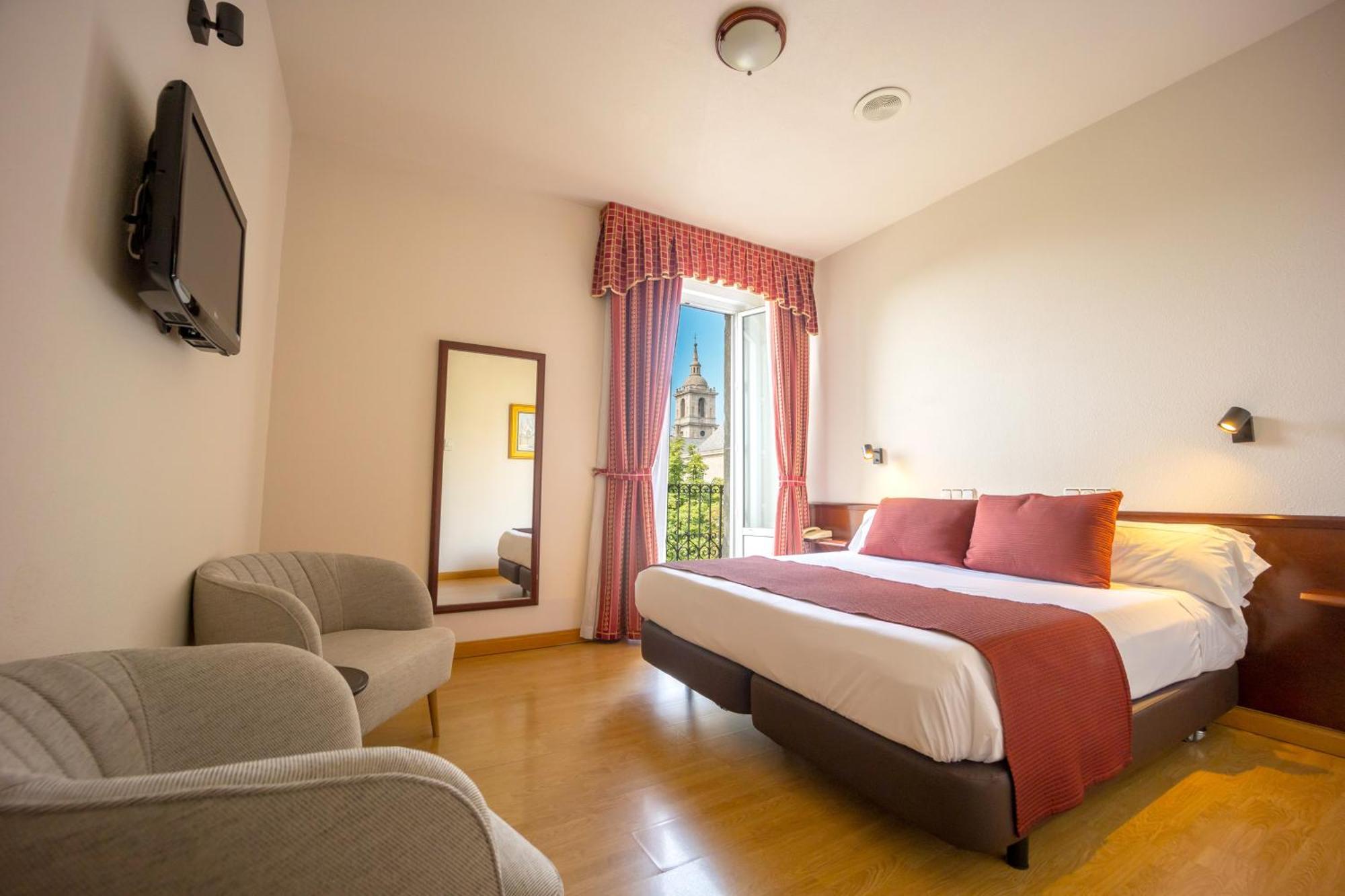 Hotel Florida San Lorenzo de El Escorial Eksteriør bilde